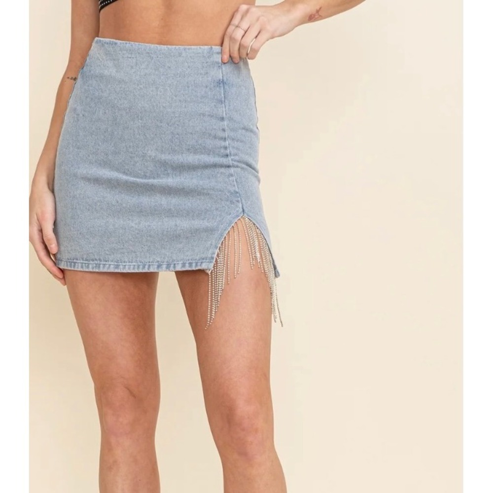 Cloud Ten Womens Light Wash Denim Mini Skirt Rhinestone Fringe Side Slit M NWOT